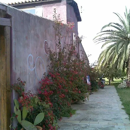 Agrib&b Lemontree Garde'n B&B 2*