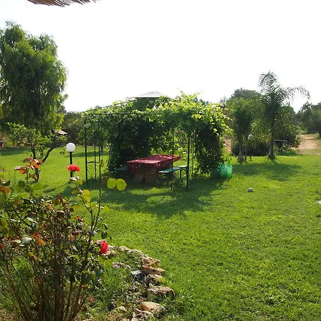 Agrib&b Lemontree Garde'n B&B